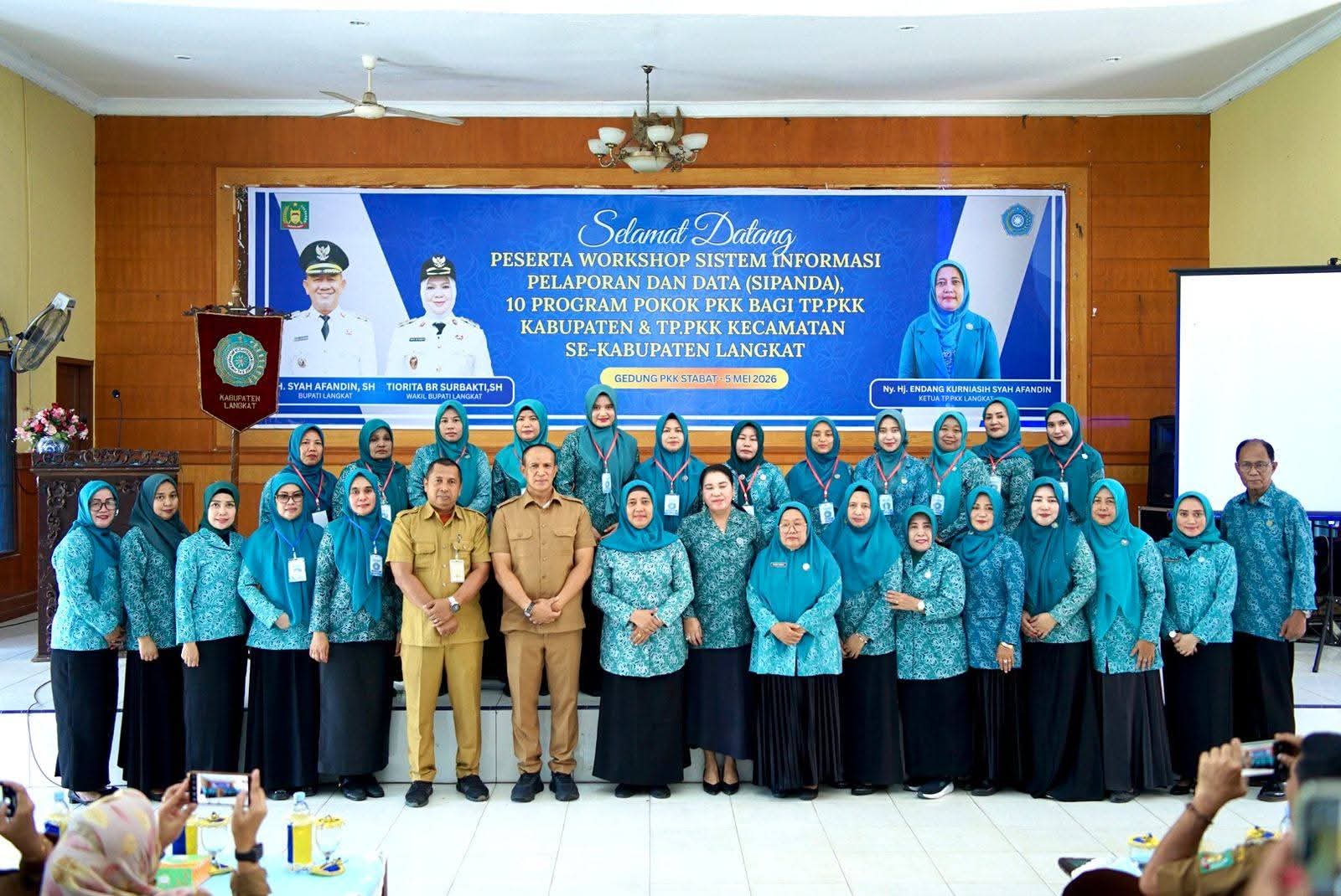 Ny. Endang Syah Afandin Dorong PKK Langkat Go Digital Lewat SIPANDA.