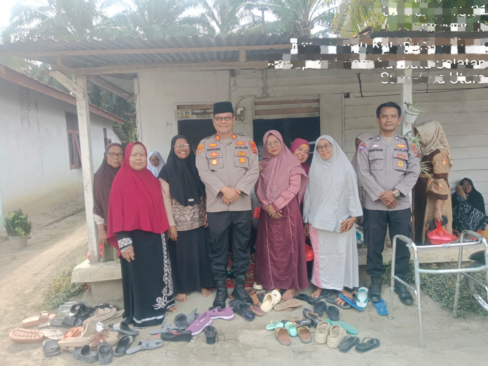 Sampaikan Pesan Kamtibmas, Kapolsek Kampung Rakyat Sambangi Warga.