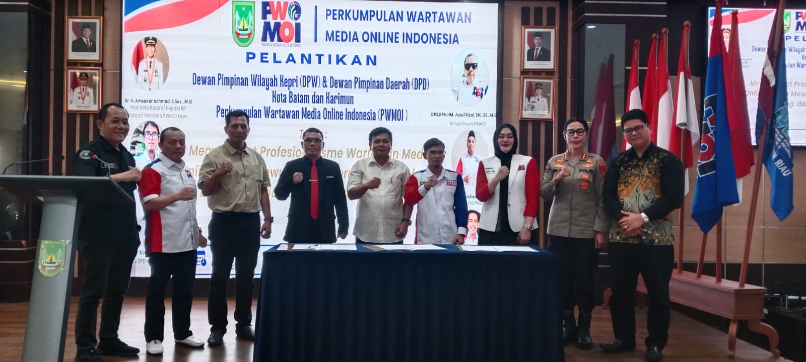 PWMOI Kepri dan Equitas Pakpahan Chambers Teken MoU di Kantor Wali Kota Batam, Disaksikan Forkopimda dan Pejabat Daerah.