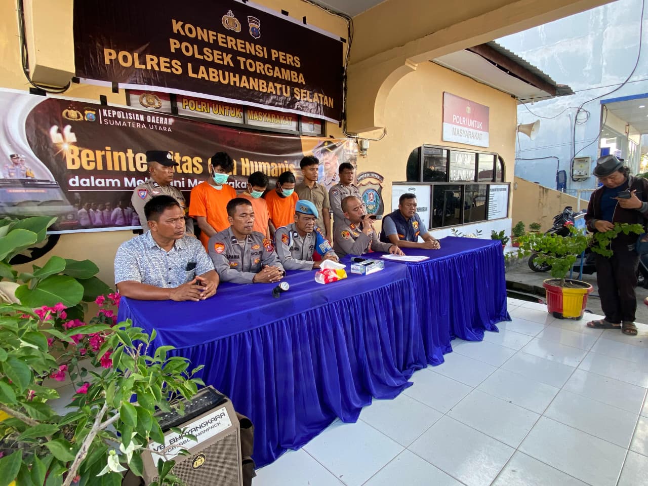 Polsek Torgamba Ungkap Pencurian Sawit di Bakaran Batu, Tiga Pelaku Diamankan Saat Angkut Hasil Curian.