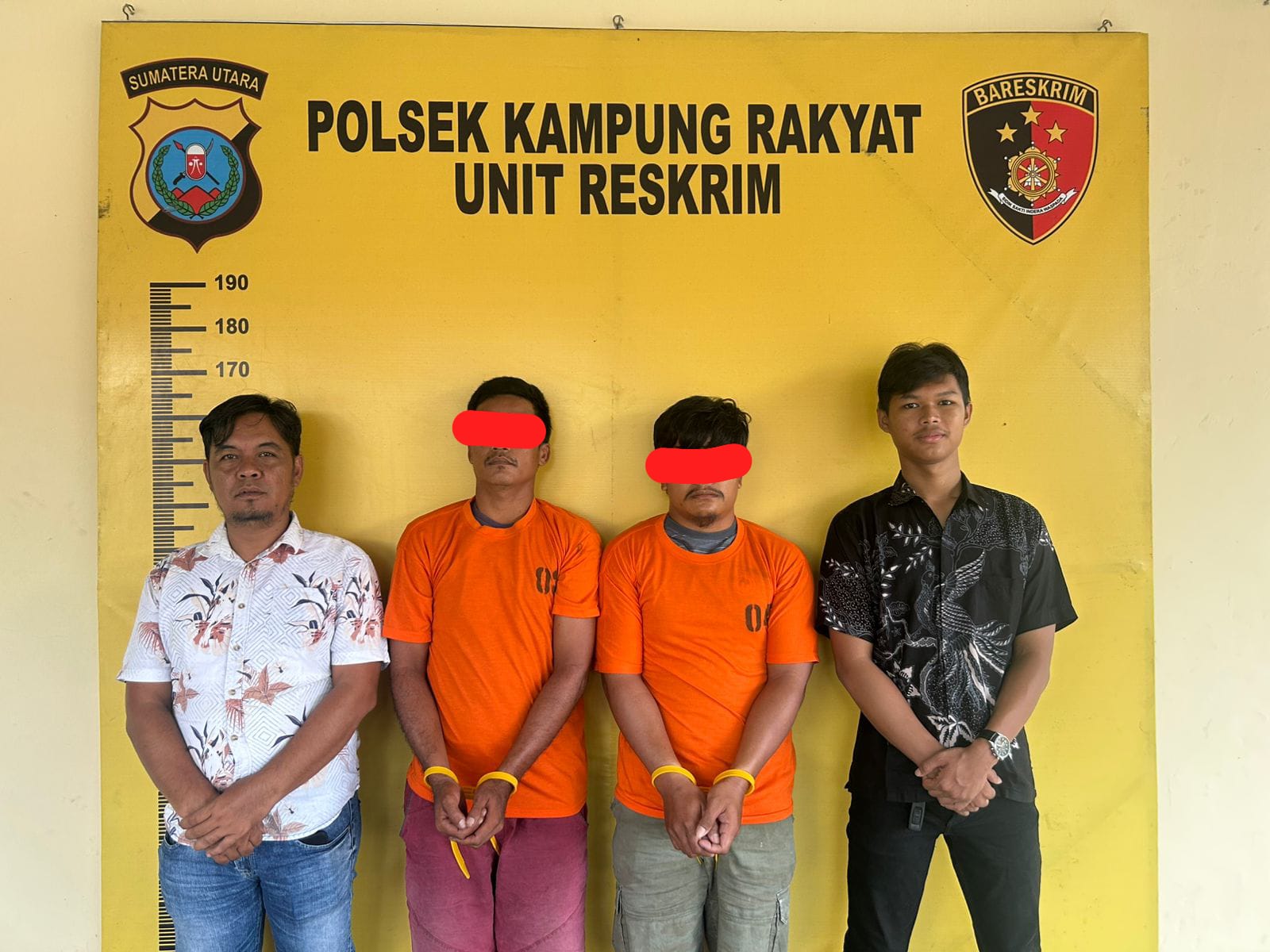 Gerak Cepat Polsek Kampung Rakyat Ringkus Lalu Amankan Dua Pelaku Pencurian Sawit di Teluk Panji I.