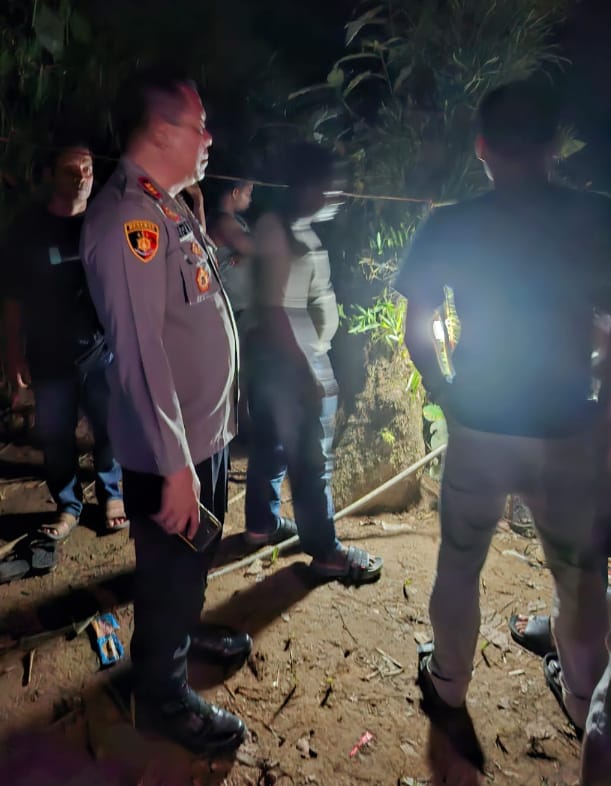 Camat dan Kapolsek Batahan Himbau Warga Kurangi Aktivitas di Sungai Batang Bangko.