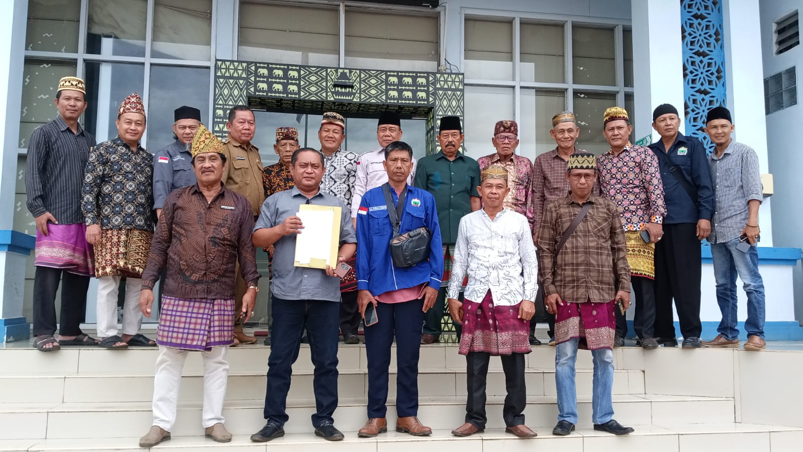 Masyarakat Adat Pitung Tiyuh Desak BPN Pesawaran Segera Proses Sertifikat, Ancam Gelar Aksi Besar.
