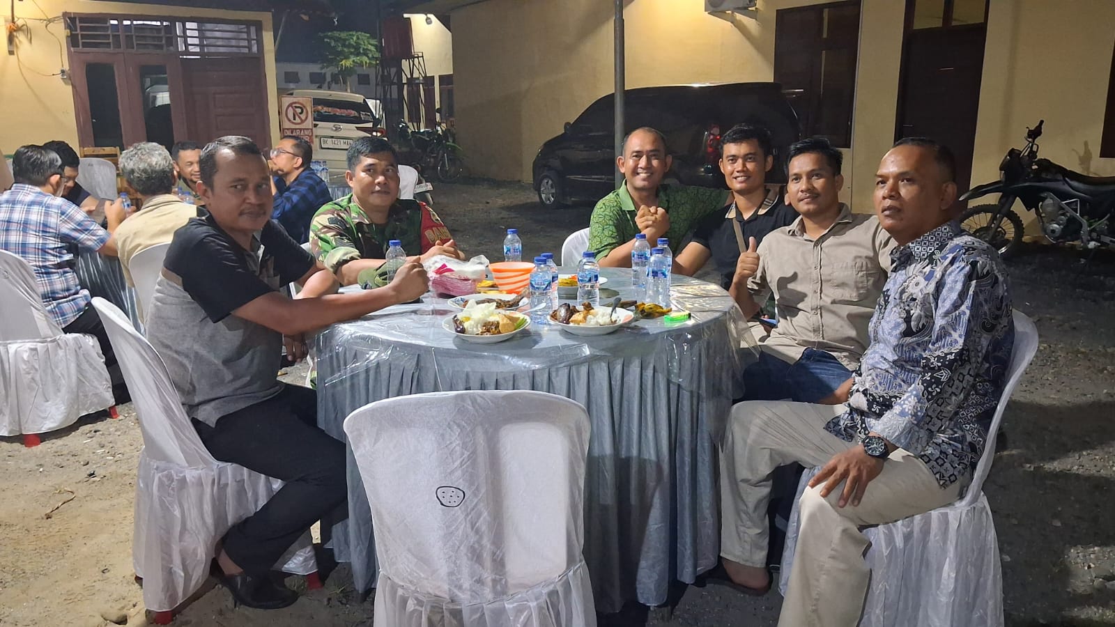Polsek Torgamba Bangun Kebersamaan Dengan TNI, Insan Pers dan Perusahaan Demi Harkamtibmas Kondusif.
