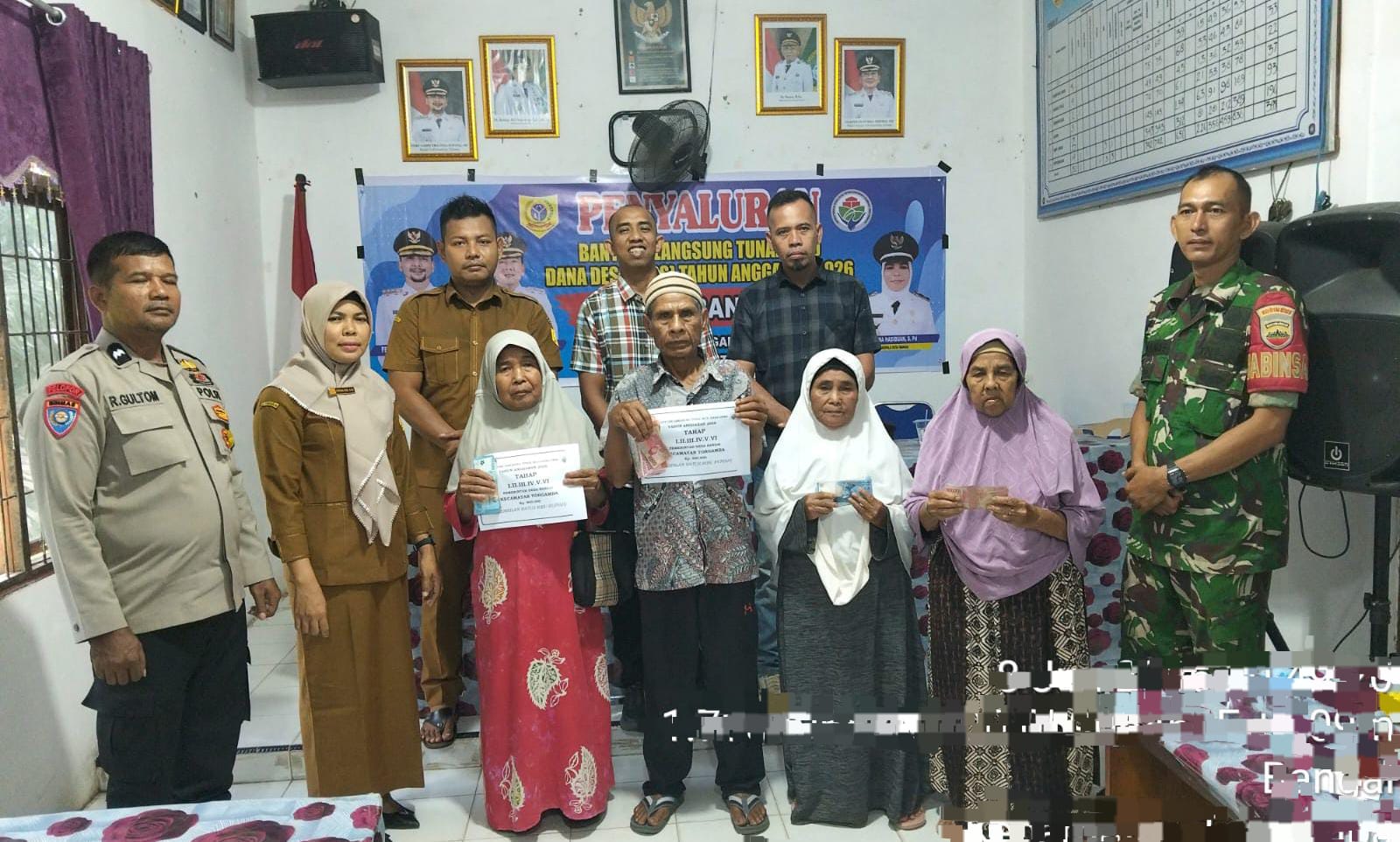 30 Keluarga di Desa Bangai Terima BLT Tahap I 2026, Bhabinkamtibmas Pastikan Penyaluran Berjalan Aman.
