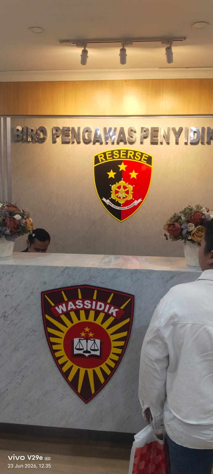 “BERLARUT- LARUT (5 TAHUN), TERSANGKA TIDAK DITAHAN & LAPORAN TIDAK KUNJUNG P21, ARJONI LAPORKAN DIREKTUR KRIMINAL UMUM POLDA SUMUT & JAJARANYA KE KAPOLRI, KOMPOLNAS, OMBUDSMAN & KADIV PROPAM MABES POLRI.