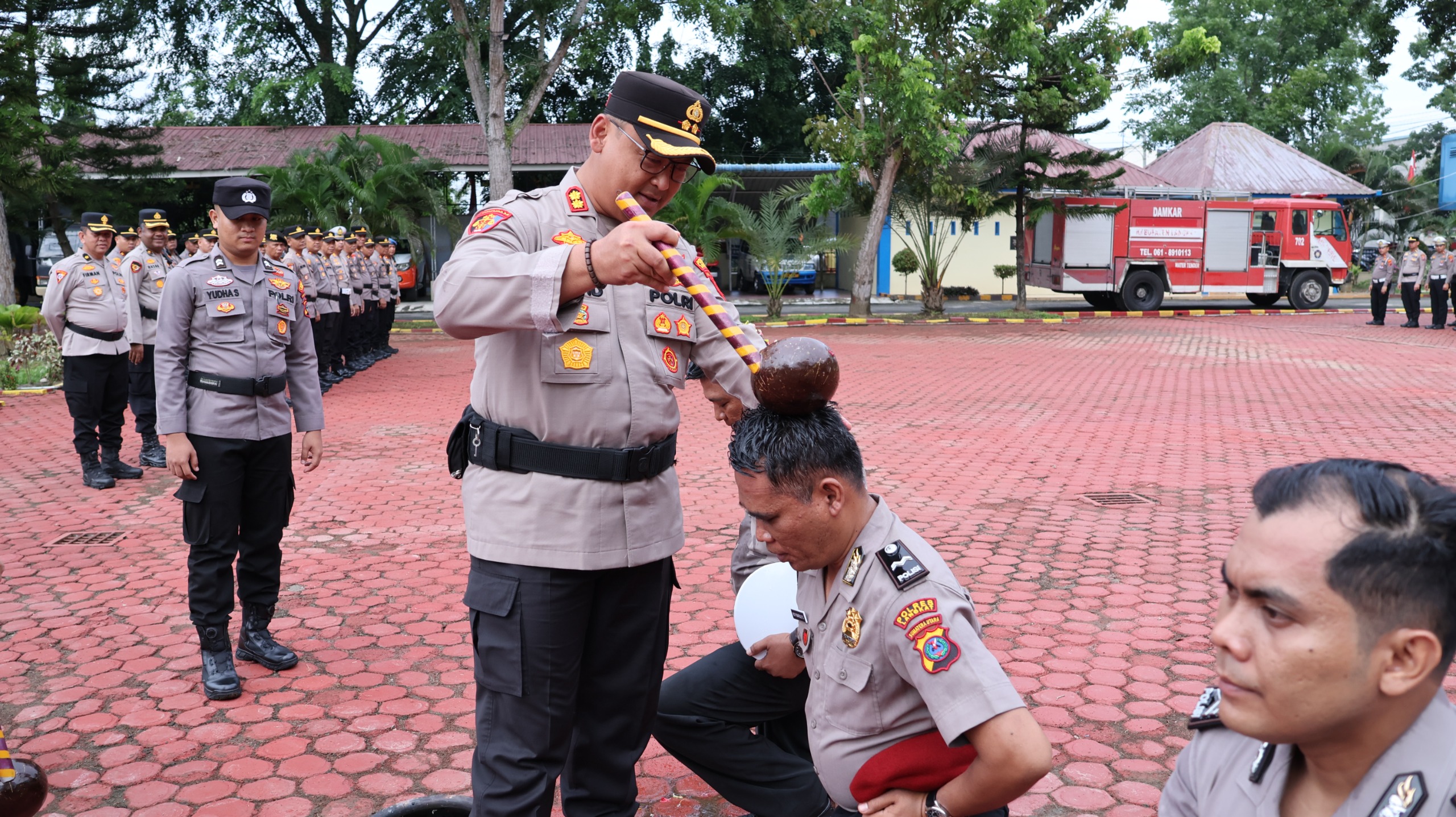 53 Personel Polres Langkat Naik Pangkat, Kapolres: Jadikan Amanah untuk Meningkatkan Pelayanan kepada Masyarakat.