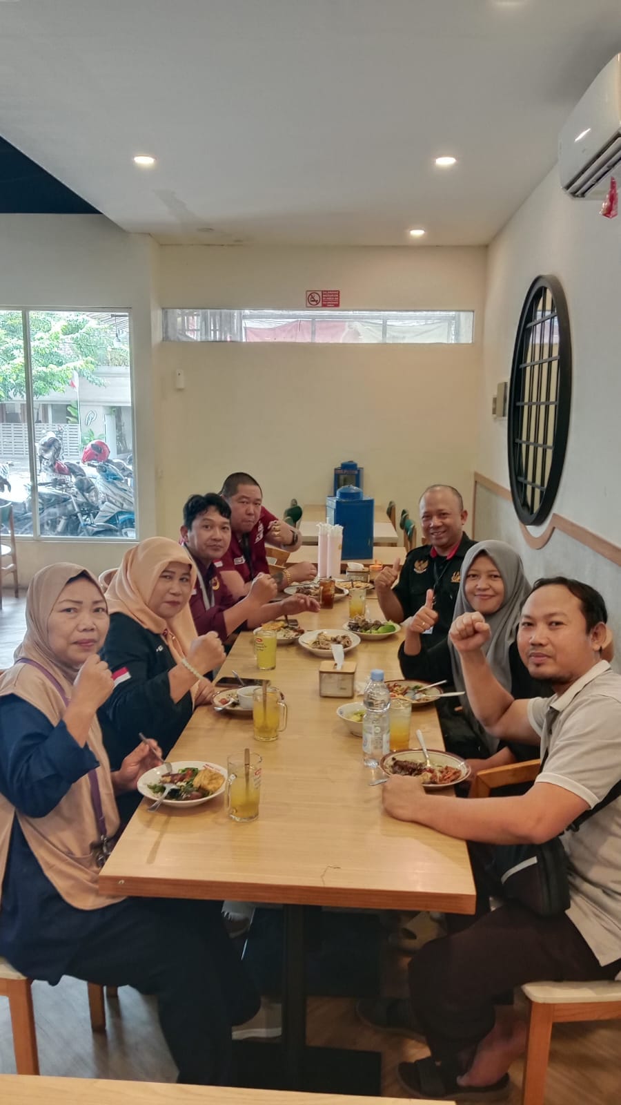 Fasilitas Magang Bagi Semua anggota ber KTA FERADI WPI/ SUBUR JAYA LAWFIRM / PMBI / KAWAN JARI & MAKAN BERSAMA GRATIS.