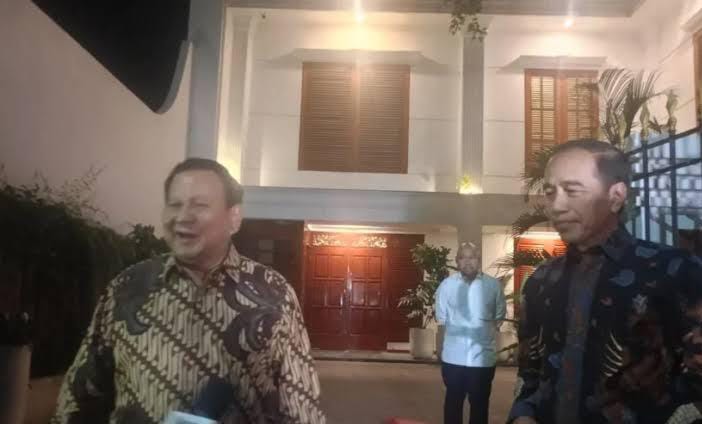 Prabowo – Jokowi, Bertemu, Aliansi Gibran Sebut Isu Keretakan Tertepis.