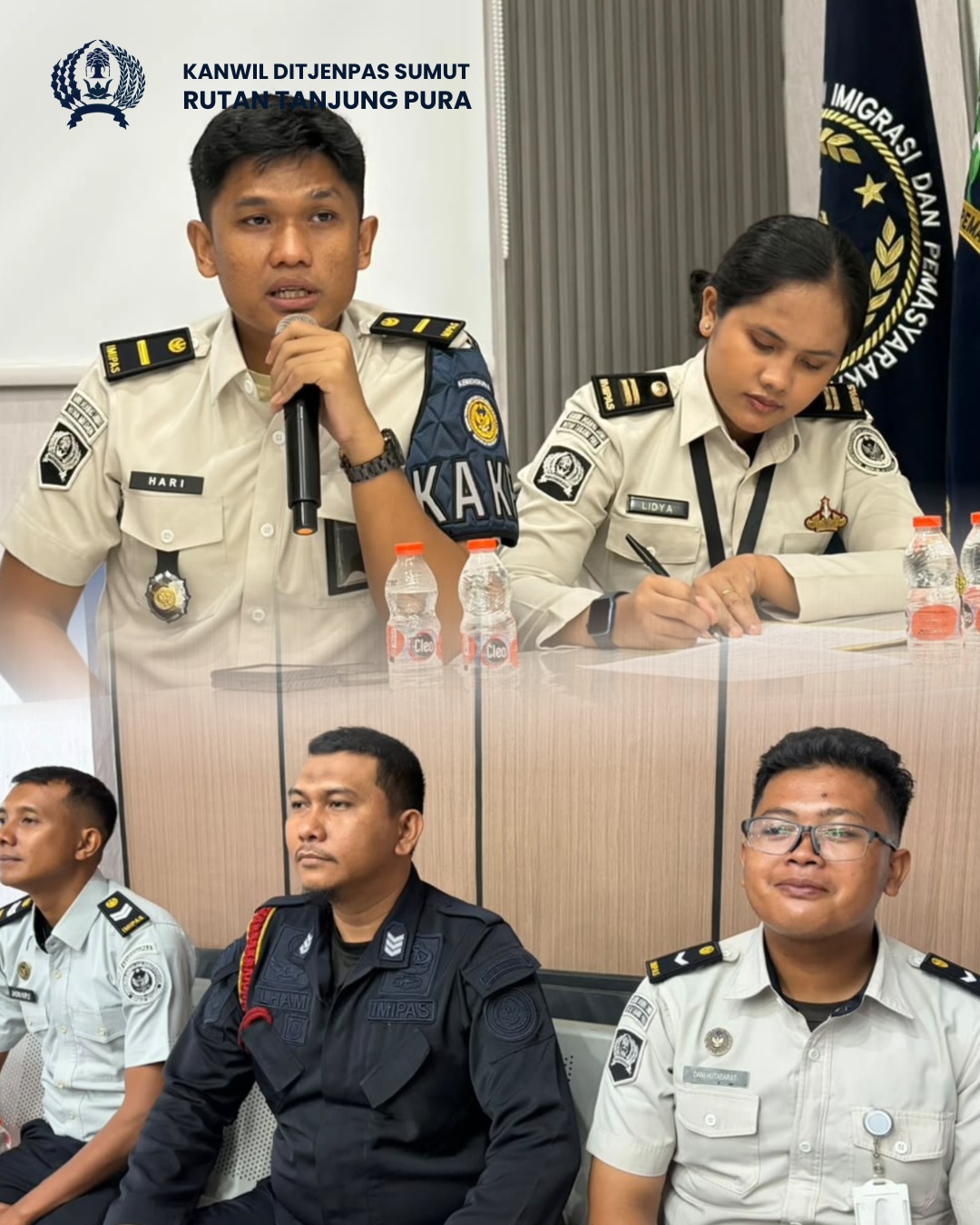 TEKANKAN KEDISIPLINAN KERJA,RUTAN TANJUNG PURA GELAR RAPAT DINAS PENGAMANAN BERSAMA SELURUH STAF KPR DAN REGU PENGAMANAN.